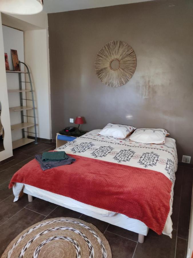 Chambre Privee Avec Parking 님 외부 사진